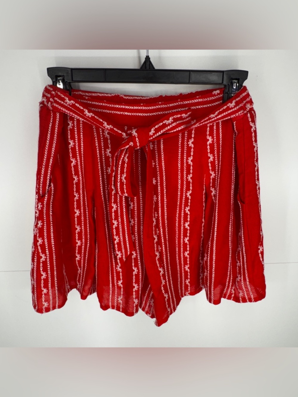 Sadie & Sage White Embroidered Shorts in Candy Apple Red